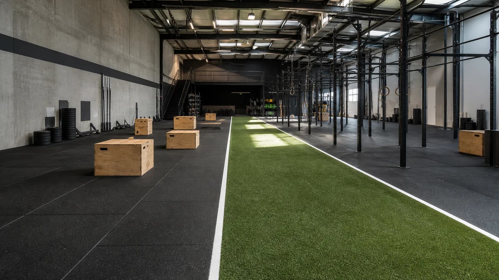 Sàn phòng Cross Training được bố trí theo từng vùng sử dụng
